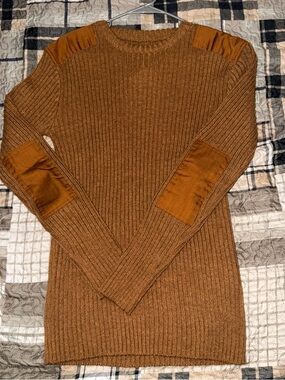 Rue21 Men's Crewneck Sweater in Rust Brown with Elbow Patches